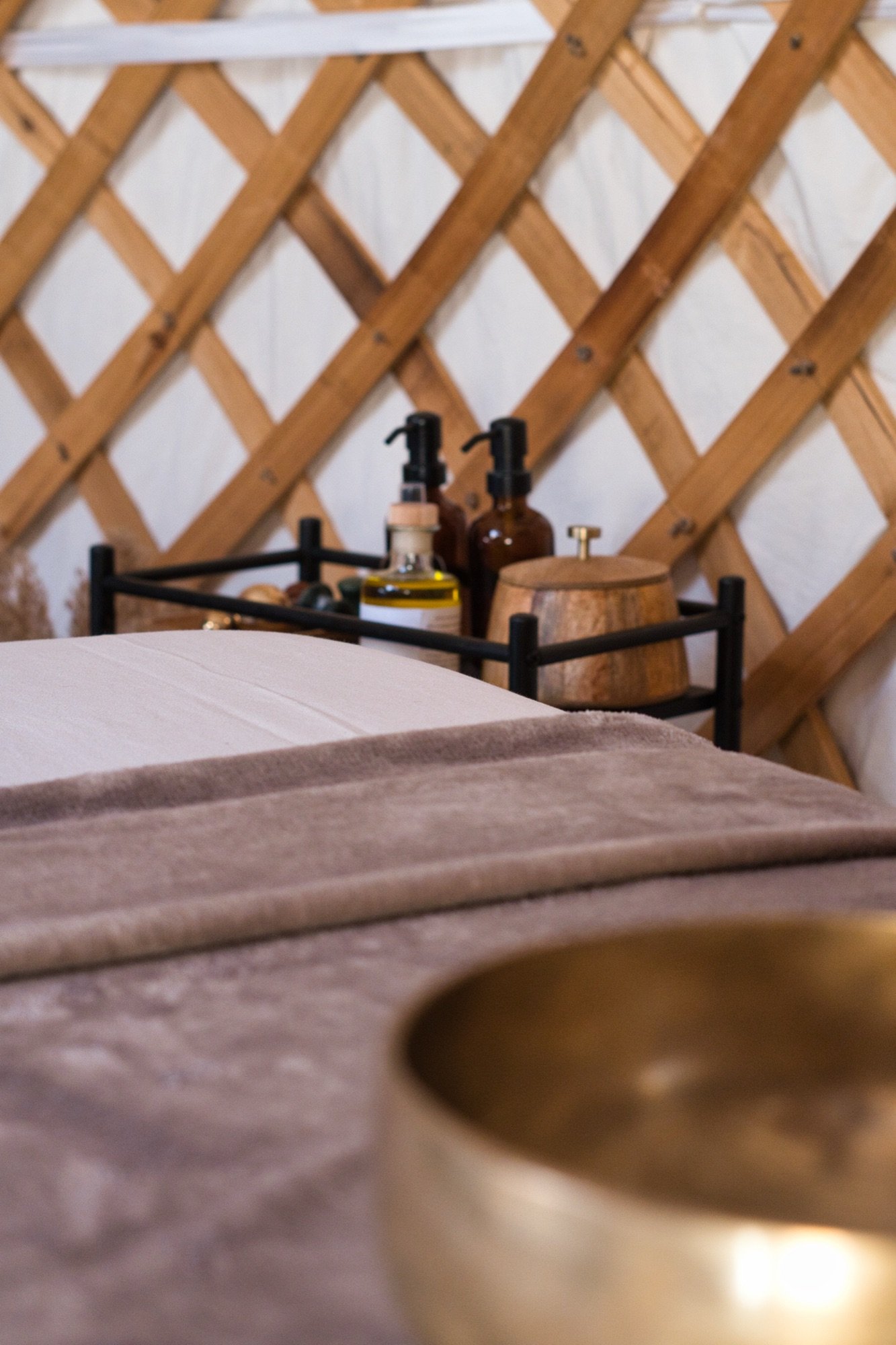 Huiles de massage et bol chantant